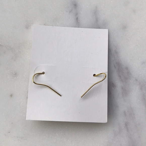 NWT purple crystal drop earrings with gold frame - Picture 6 of 6